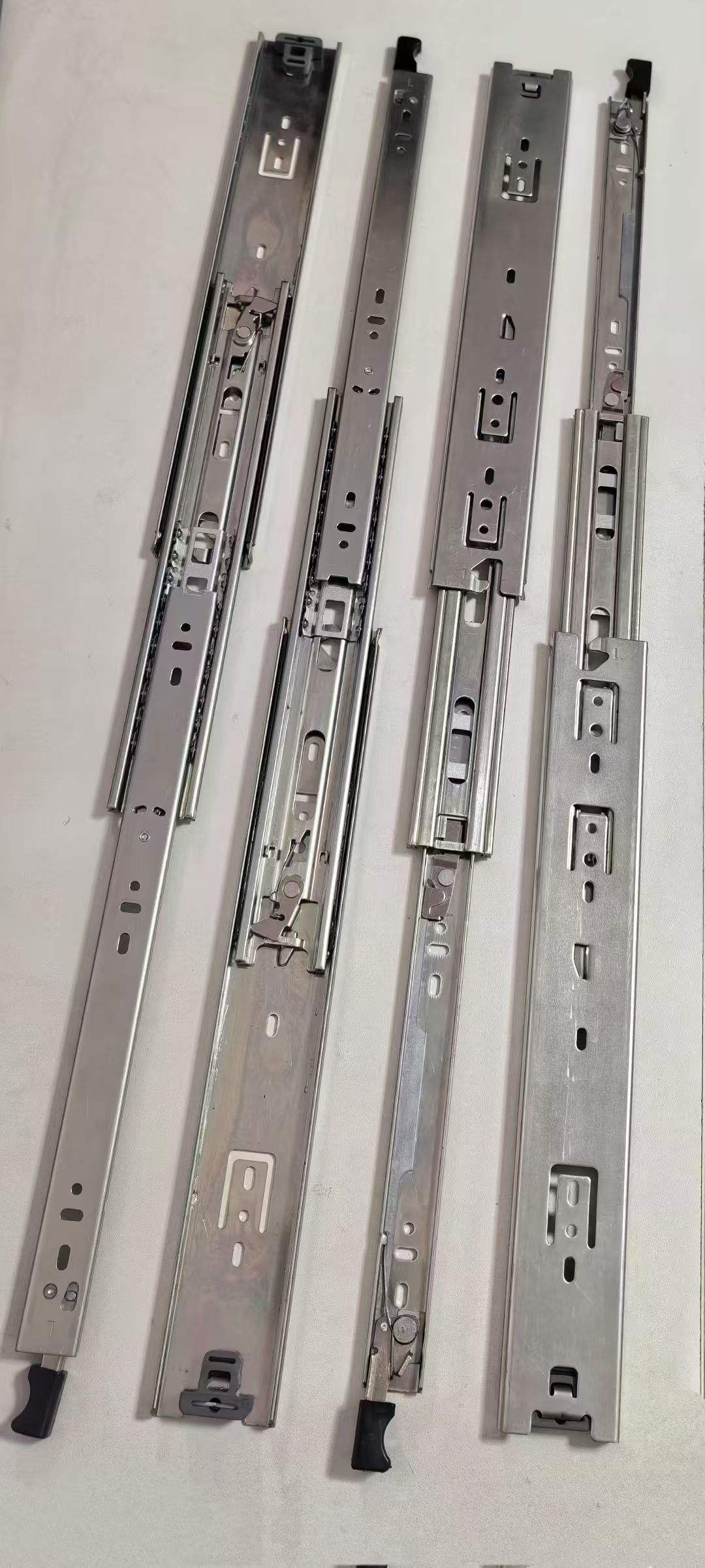 Venta directa de fábrica Diapositivas de cajones de servicio pesado 1 par Extensión completa Royets de rieles deslizantes Gabinete Runners